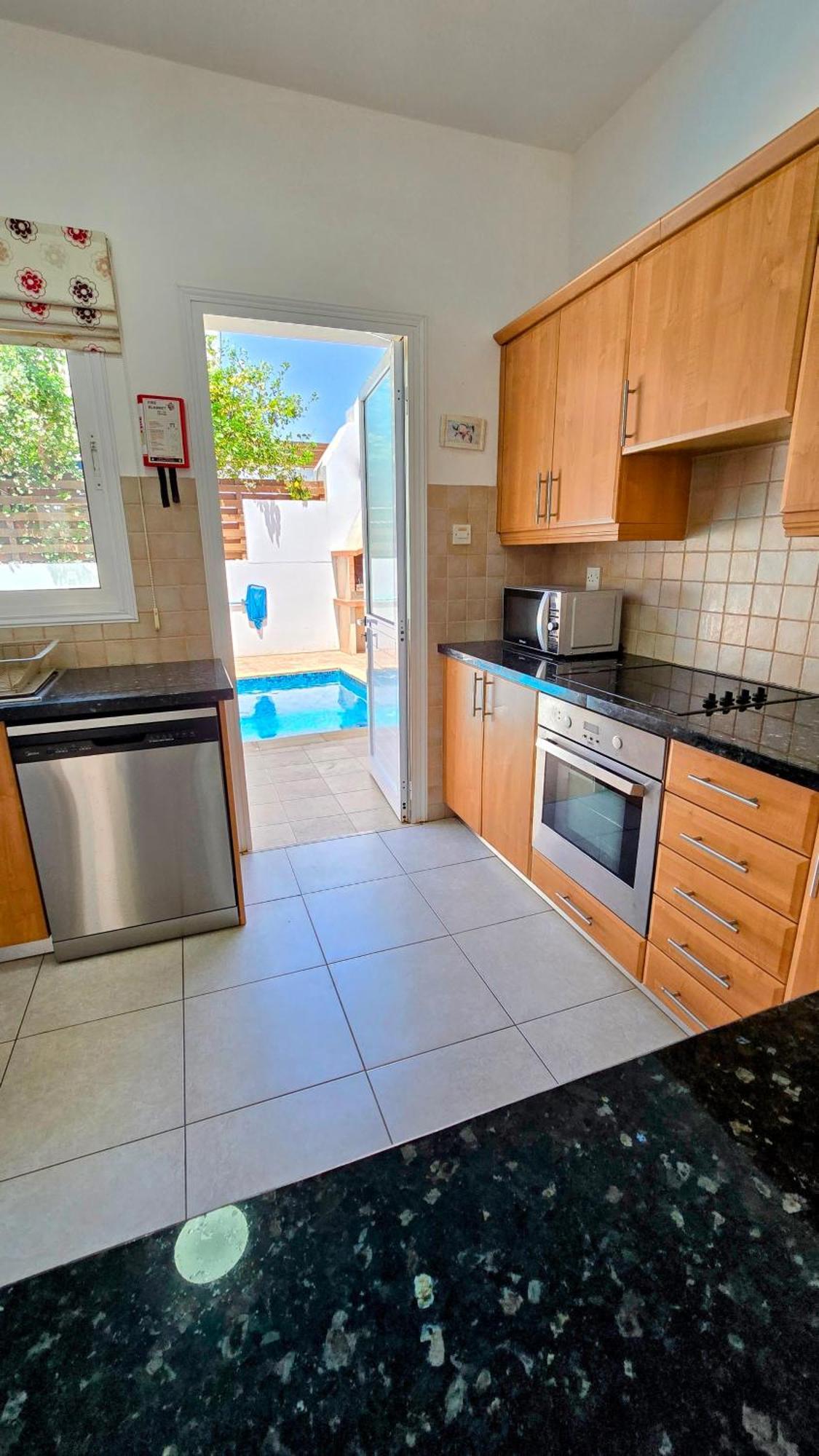 Villa Alkioni 31 Paralímni Eksteriør bilde